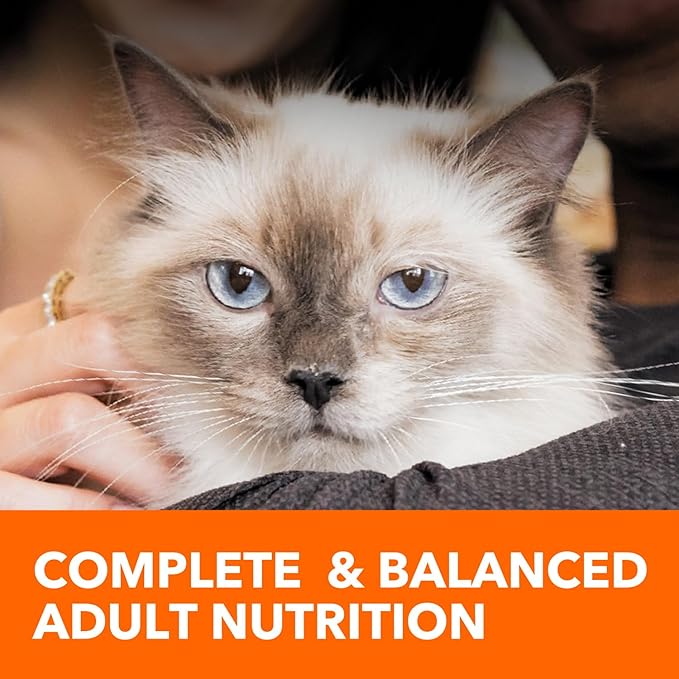 IAMS Proactive Health Indoor Weight Control & Hairball Care Adult Dry Cat Food, Chicken & Turkey Recipe, 22 lb. Bag
