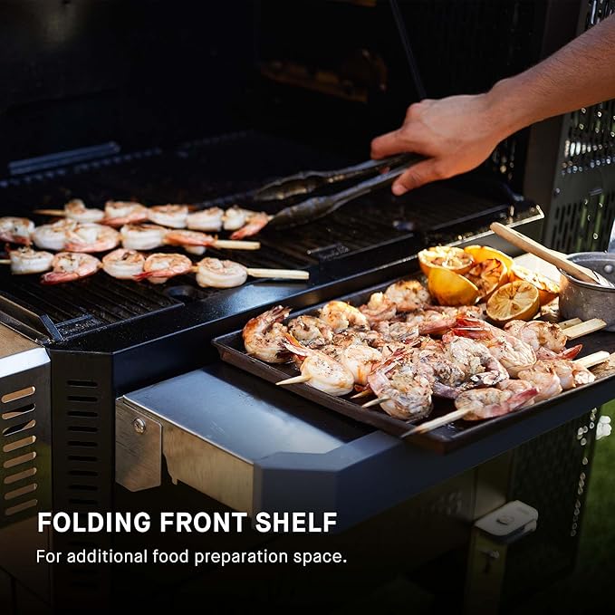 Masterbuilt® Gravity Series® 1050 Digital Charcoal Grill and Smoker