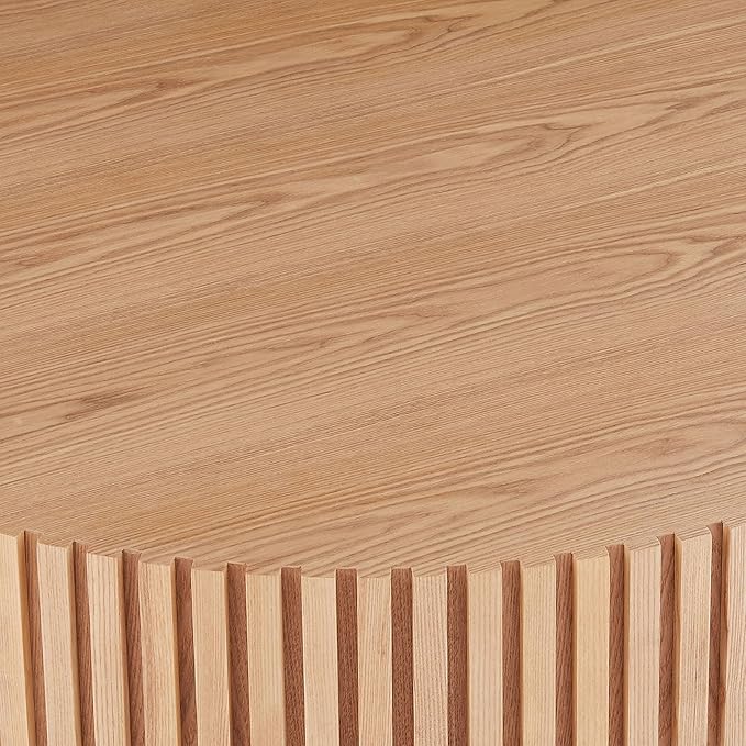 31.49'' Original Wood Color Small Round Coffee Table for Apartment, Modern Living Room Coffee Table with Sturdy Pedestal for Small Space