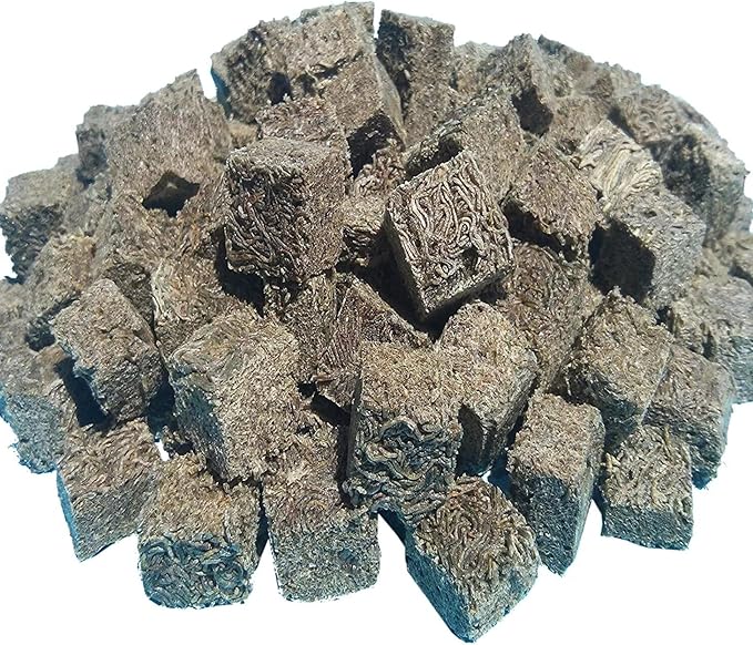 Aquatic Foods Inc. Freeze Dried California Blackworms for Discus, Cichlids, All Community Tropical Fish. Farmed and Freeze Dried in California USA! NOT Imported from Mexico…25 Grams